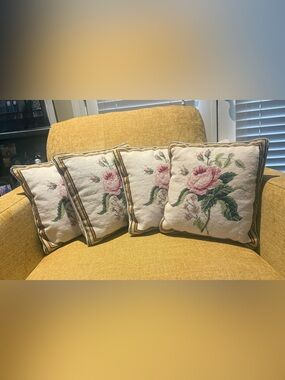Vtg 1991 Imperial Elegance Peking Handicraft Needlepoint Rose Pillows Set of 4